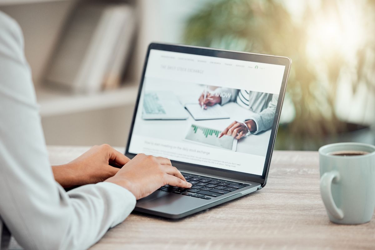 Site para corretora de seguros com design profissional e responsivo